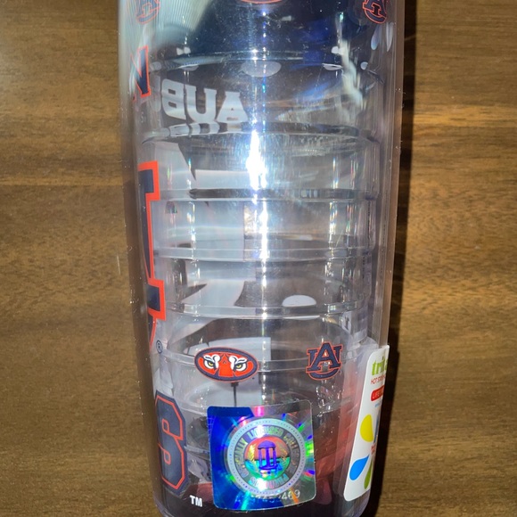 Auburn Tumbler - Picture 3 of 9